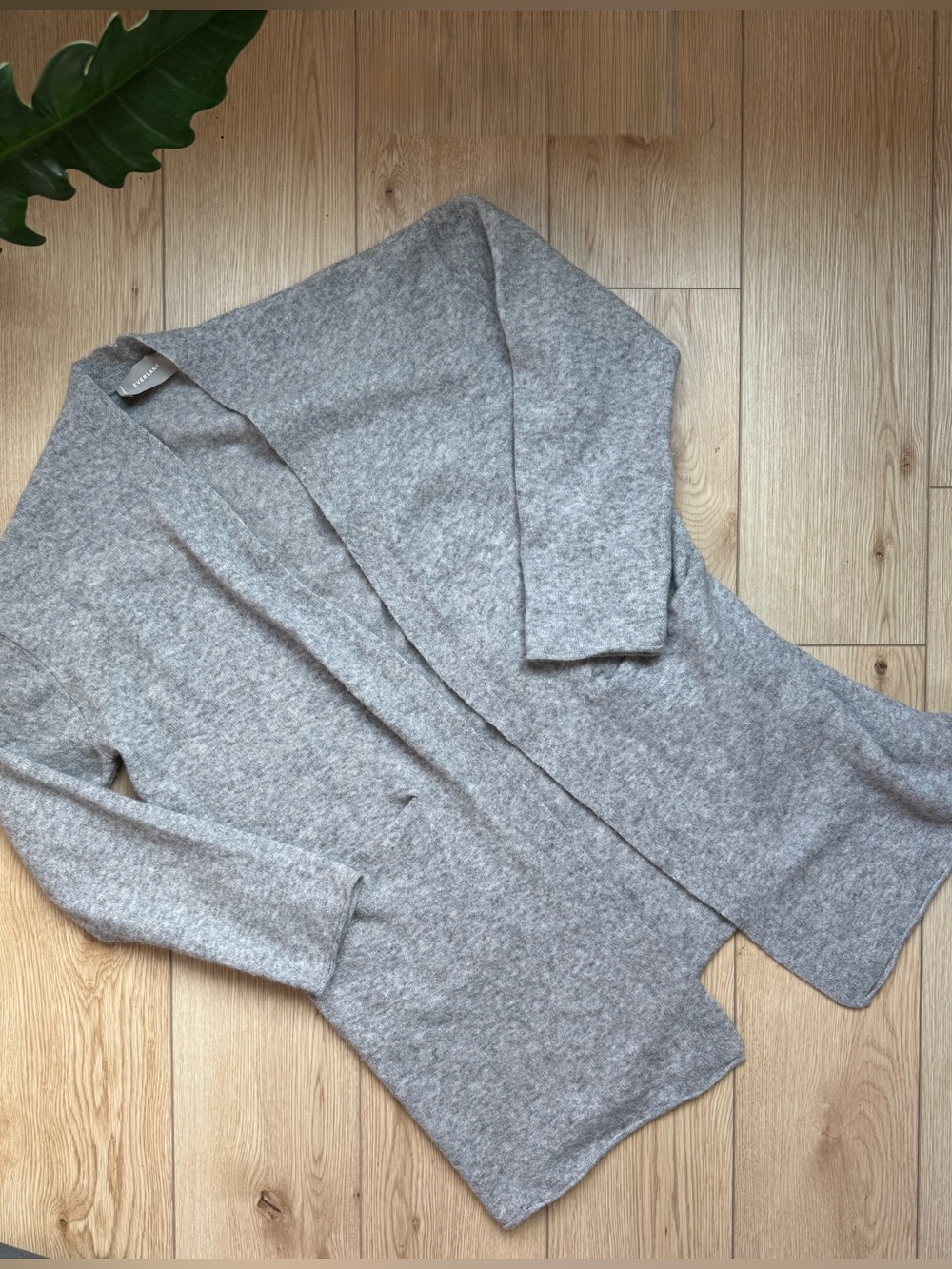 everlane | the cozy stretch cardigan size small